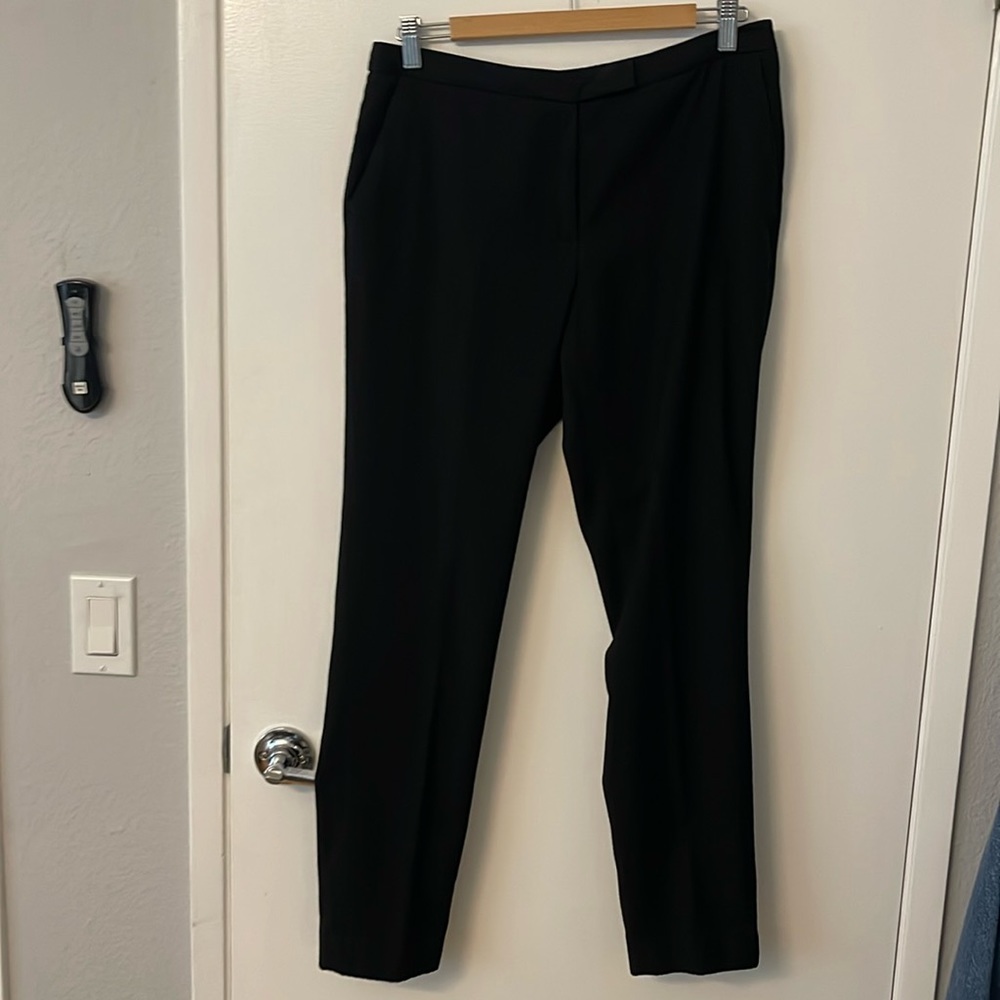 Used in good condition black pant H&M size 10
